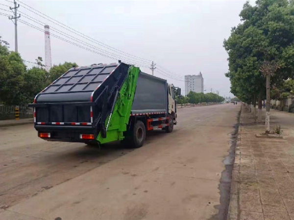 解放龙V国六12方压缩式垃圾车