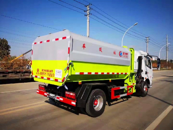 极速糖果威牌CLW5090ZZZ6型自装卸式垃圾车