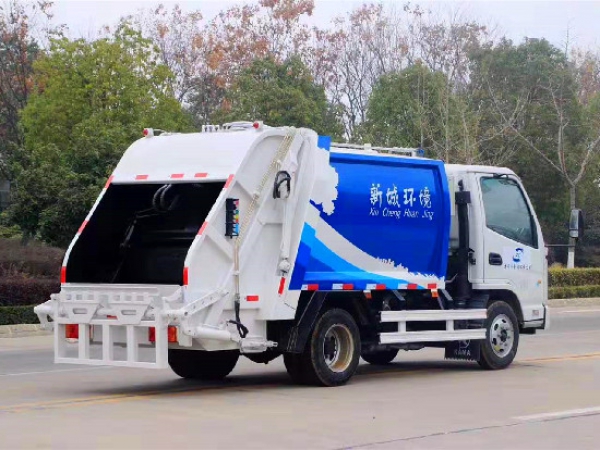 凯马国六4方蓝牌压缩式垃圾车