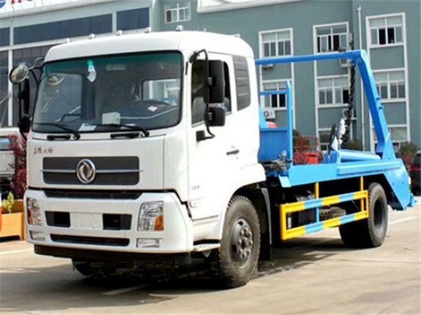 东风天锦摆臂式垃圾车(10方)
