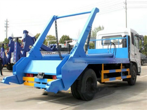 东风天锦摆臂式垃圾车(10方)