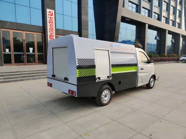 长安2.5方路面养护车,清洗车多少钱