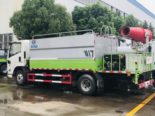 国六江铃8方喷雾抑尘车报价