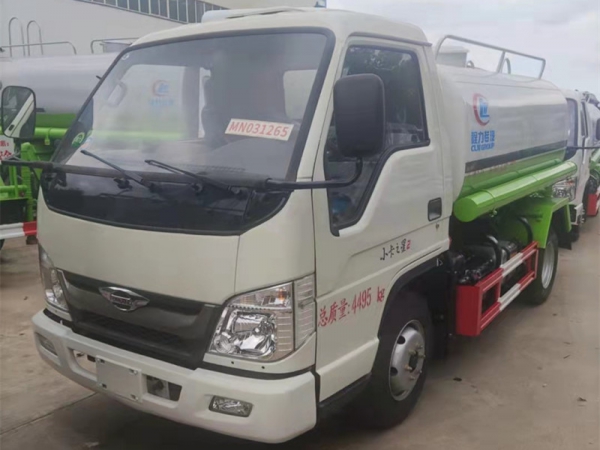 福田小卡5吨蓝牌洒水车