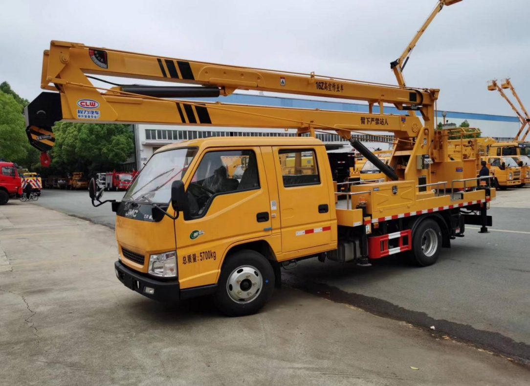 江铃5062老款 16米折臂高空作业车
